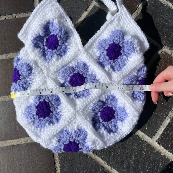 Hand Crocheted Lined Purple Flower White Tote Bag! - Picture 8 of 13